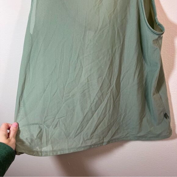 Lululemon Women’s Green Mesh High Neck Scoop Back Tank Top 4 - Picture 3 of 9